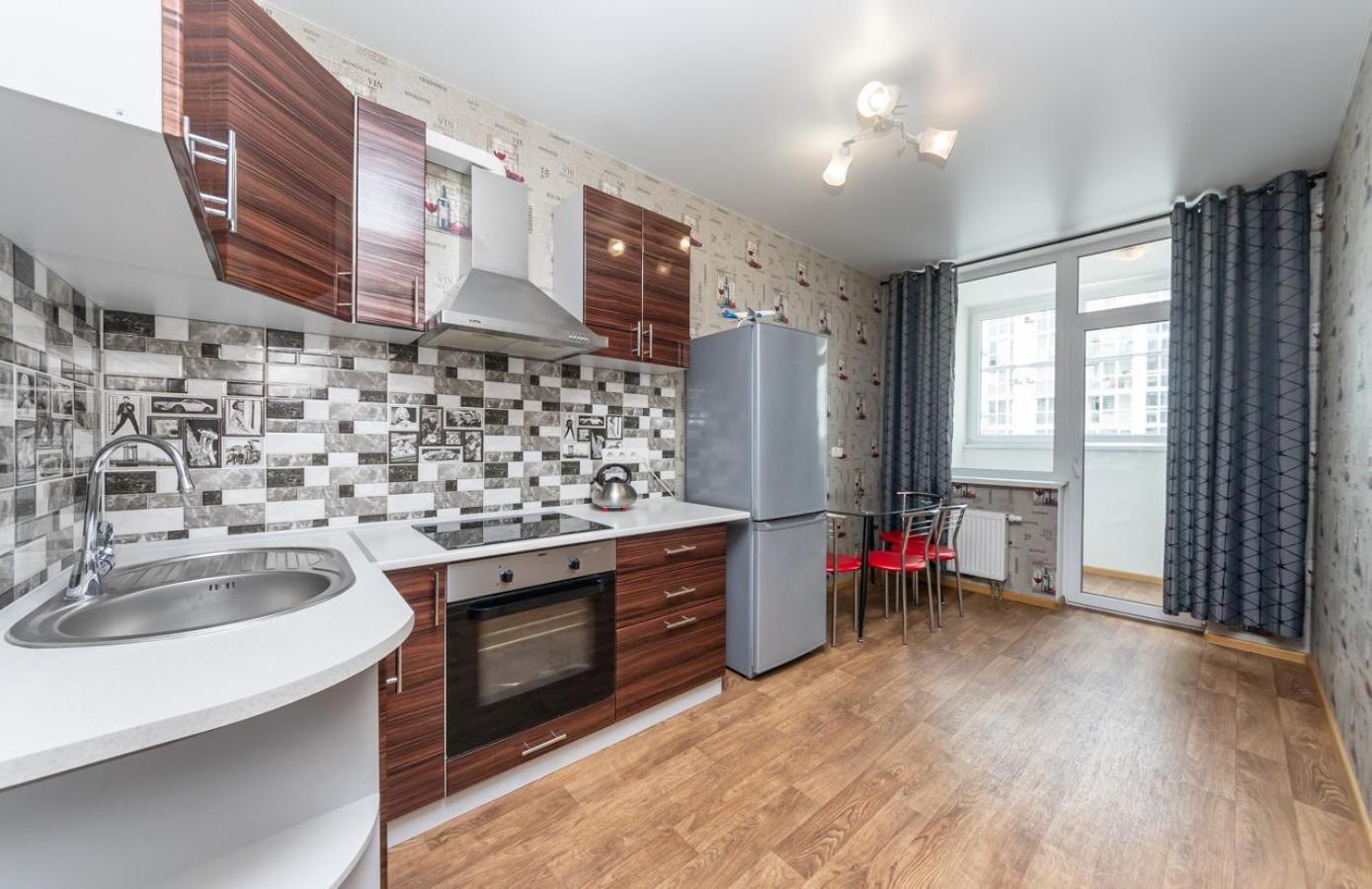 Apartment On Draghomanova 2A Киев Экстерьер фото