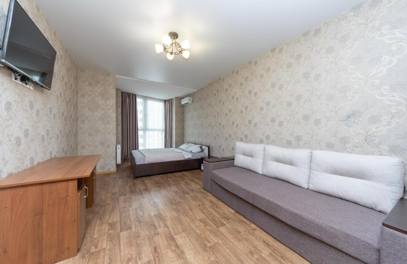 Apartment On Draghomanova 2A Киев Экстерьер фото