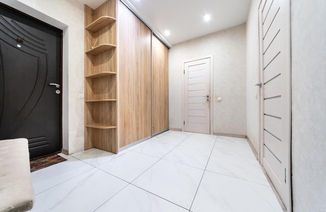 Apartment On Draghomanova 2A Киев Экстерьер фото