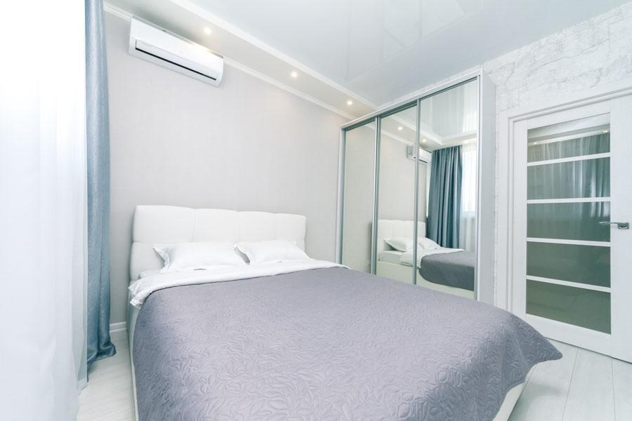 Apartment On Draghomanova 2A Киев Экстерьер фото